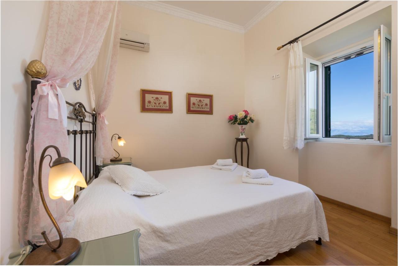 Agallis Corfu Residence Sokrakion Bagian luar foto