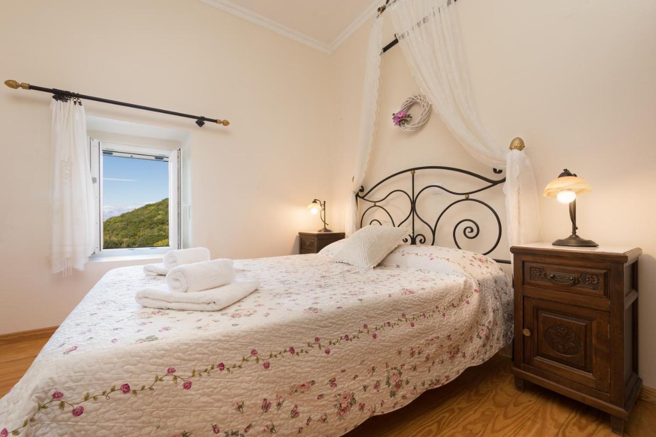 Agallis Corfu Residence Sokrakion Bagian luar foto