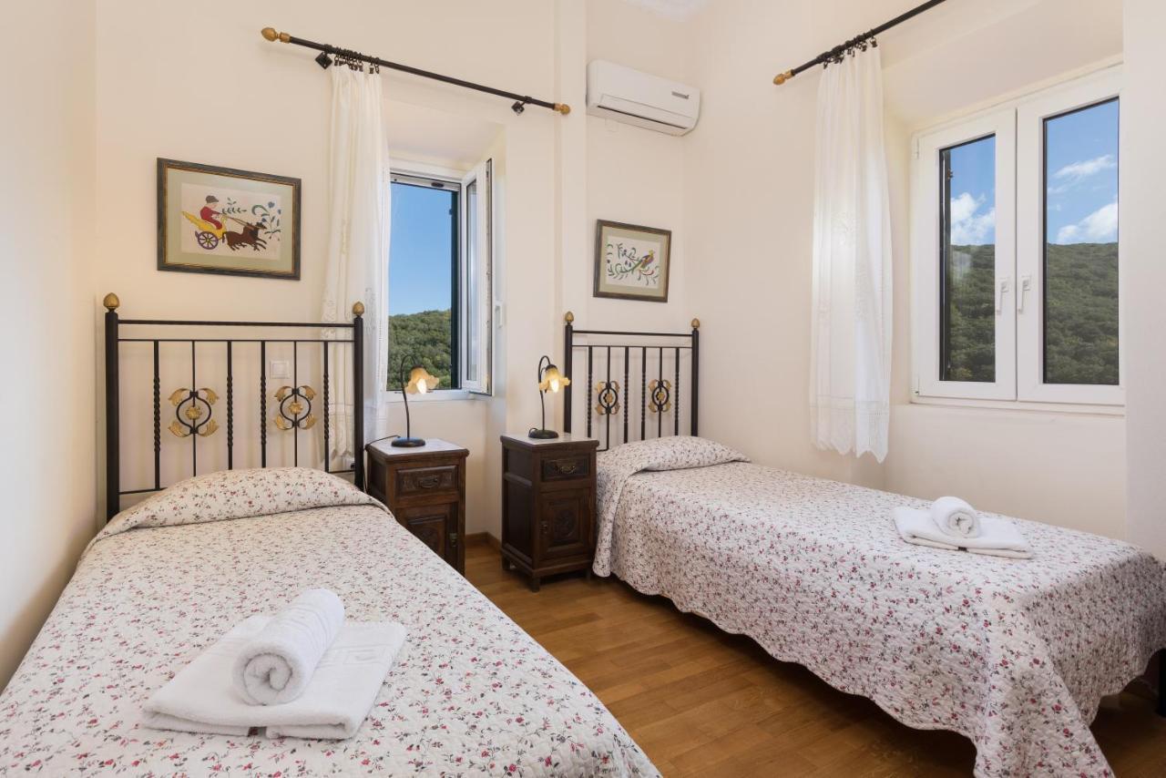 Agallis Corfu Residence Sokrakion Bagian luar foto